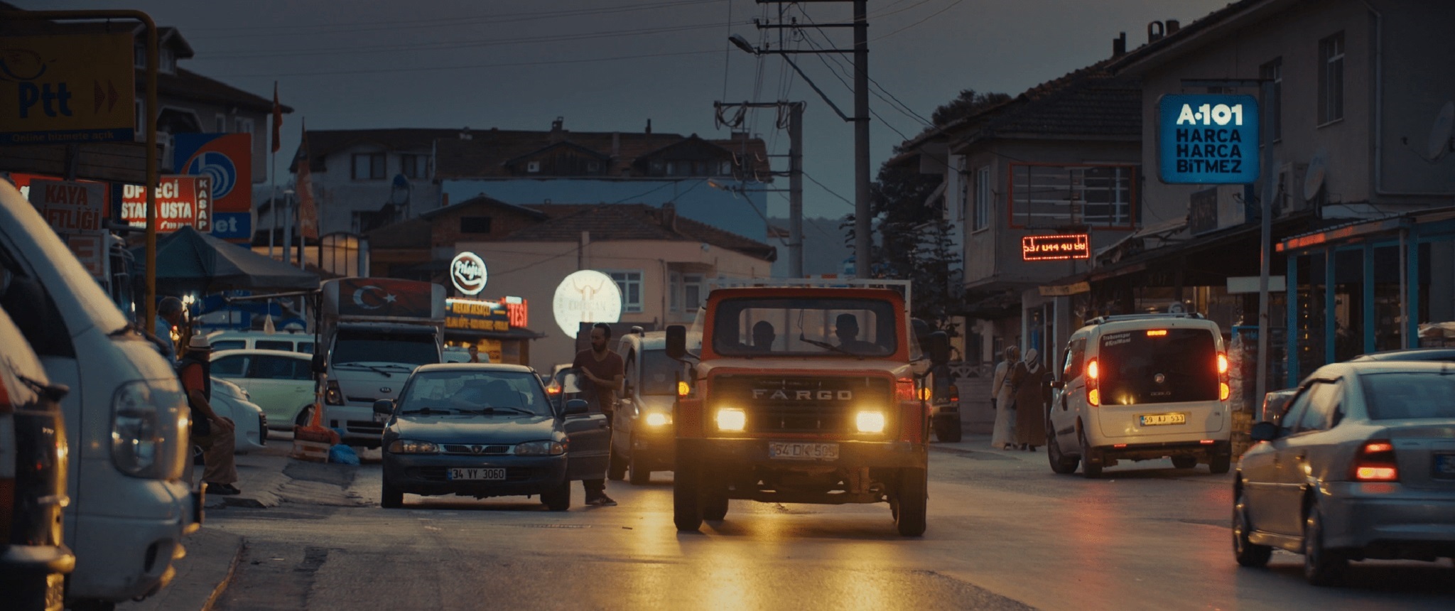LIFELINE_STILL 5