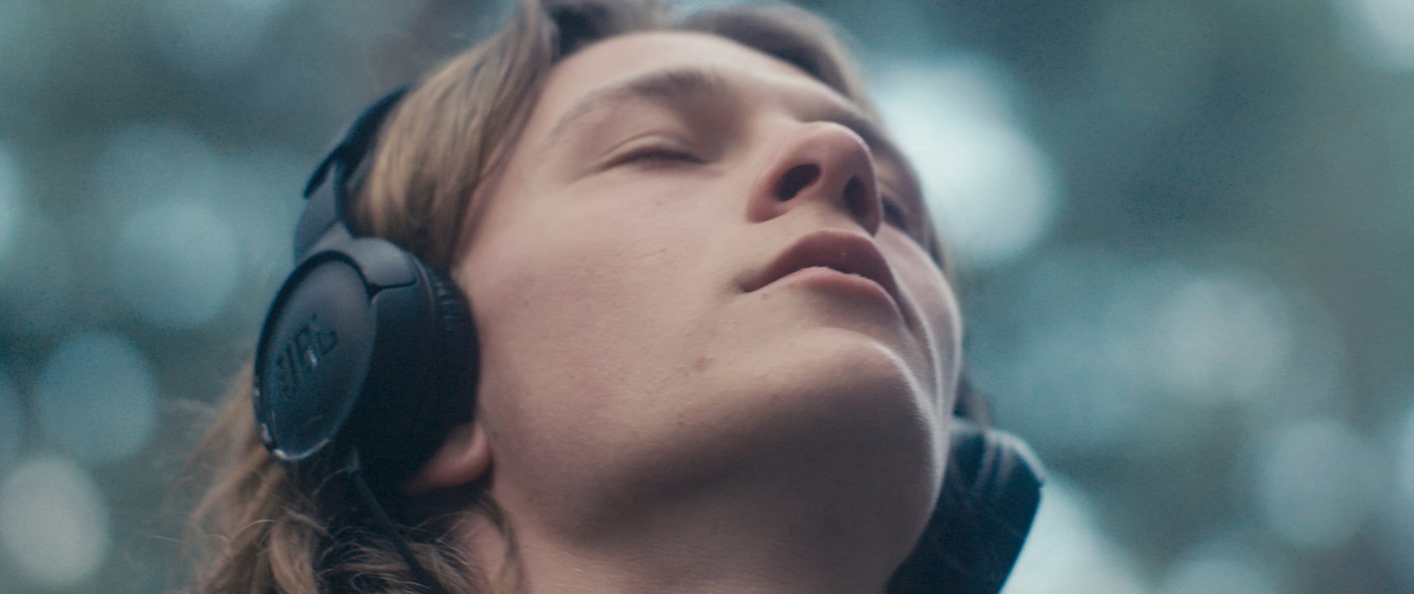 POUR L'AMOUR DU JEU_STILL 2